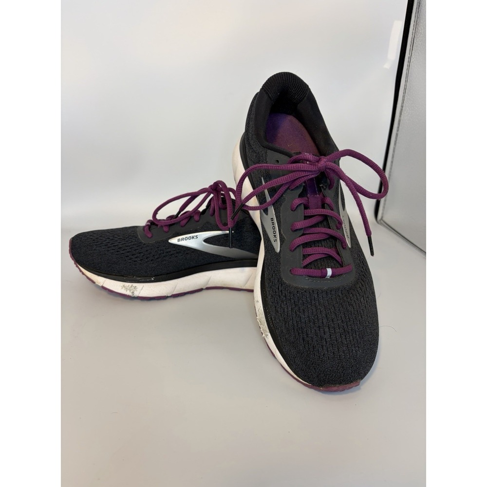 Brooks Trace 1  Running Shoes Womens Size 9.5 Purple Gray